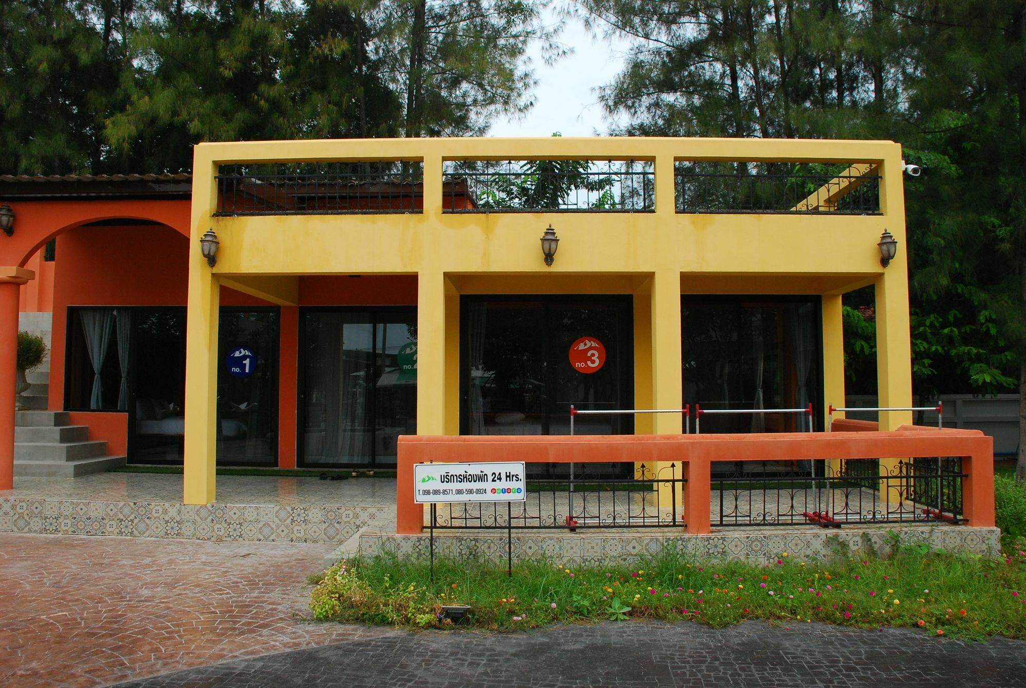 Phutara Accomodation Ча Ам Екстериор снимка