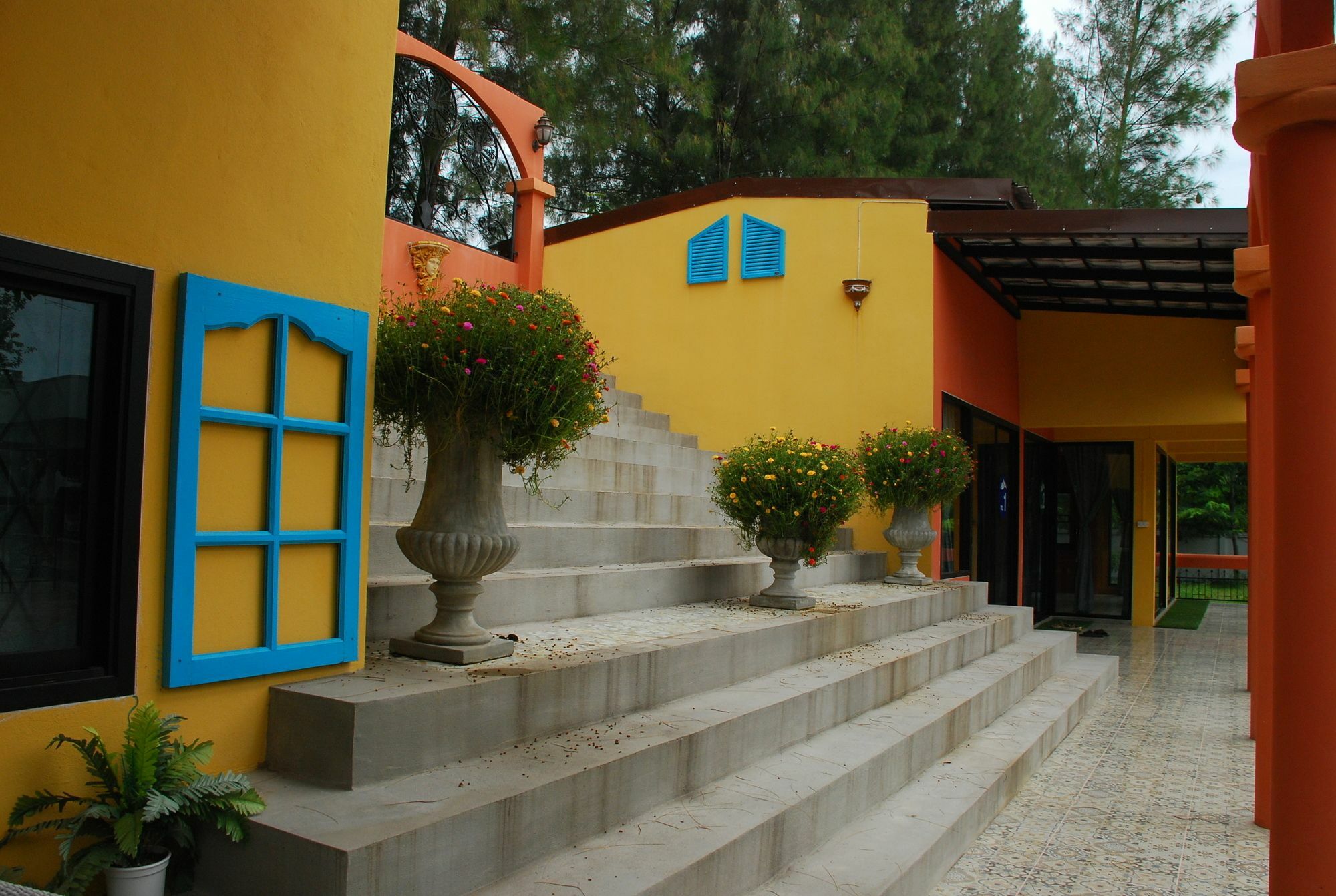 Phutara Accomodation Ча Ам Екстериор снимка
